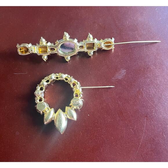 Lia Wreath Bar Brooch Pin G old Tone Lot Red Yellow Rhinestone Matching Gift Set - Picture 10 of 13